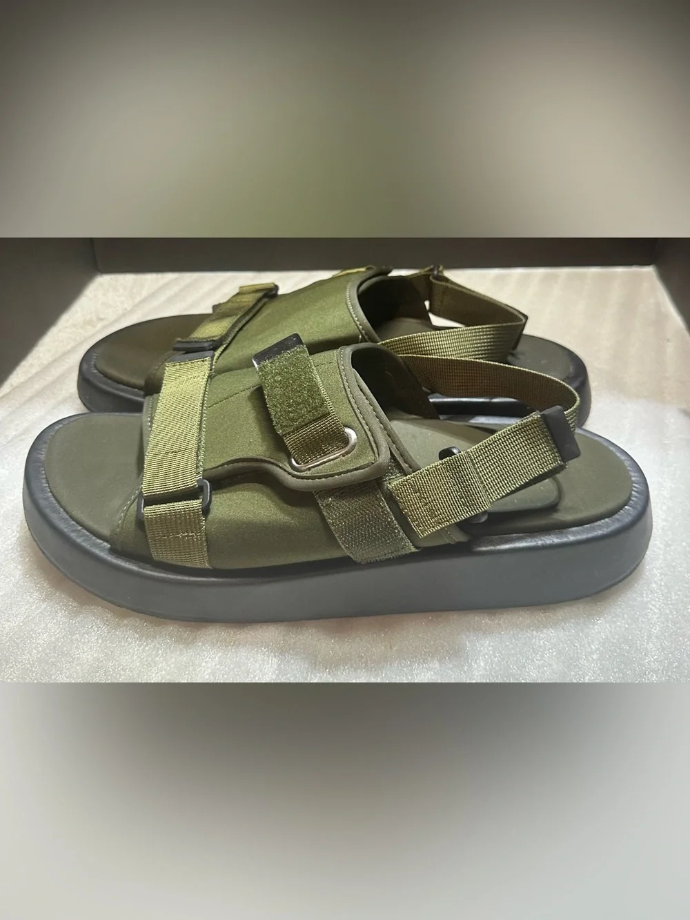 Men’s ASOS Olive Green Slide Sandals with Webbing Strap Sz 10